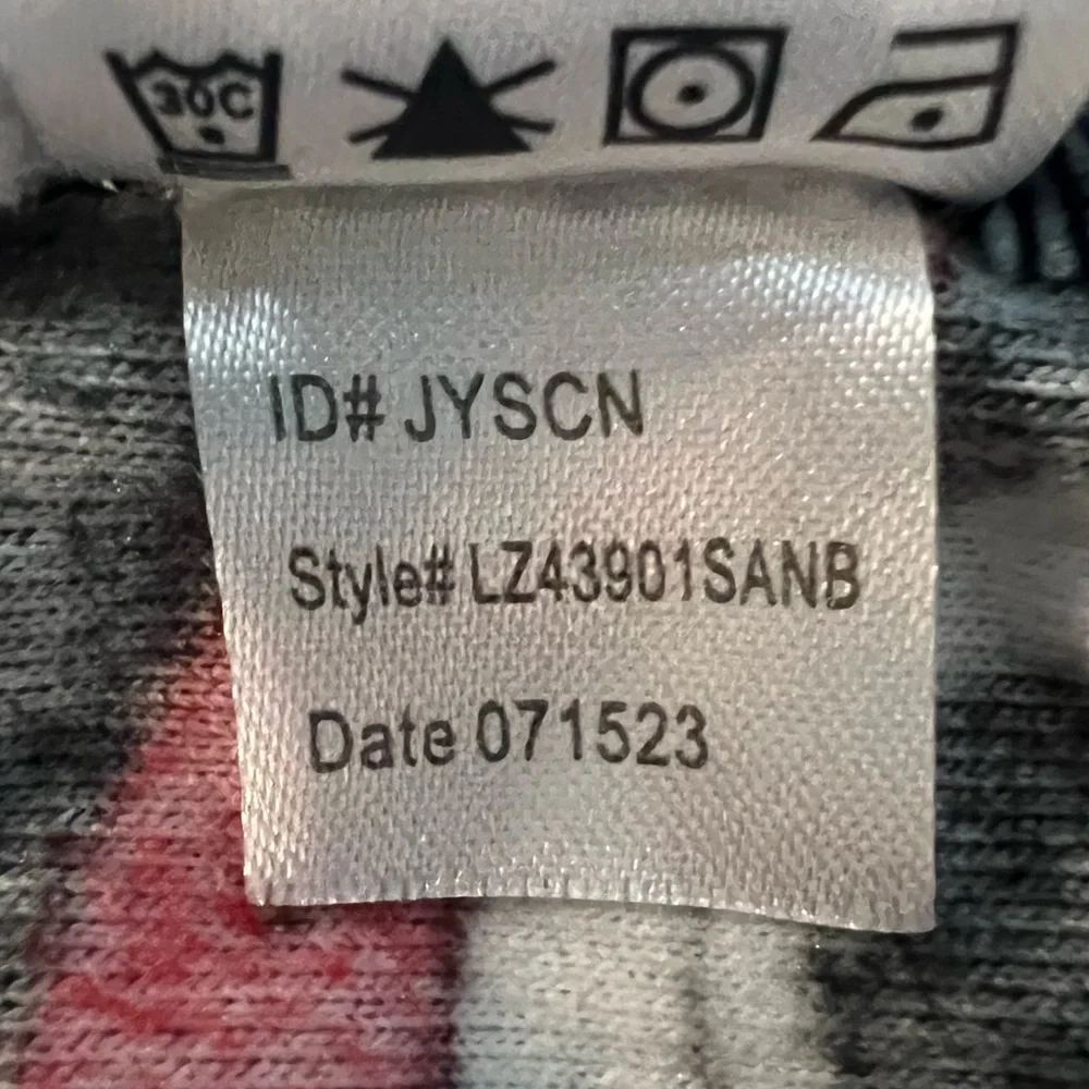 The Nightmare Before Christmas Black White‎ 2 Piece Pajamas Set. Size 2X. - Picture 14 of 14